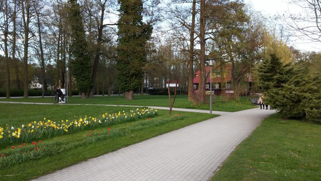 Residenz Zum Kronprinzen Bad Saarow Exterior foto